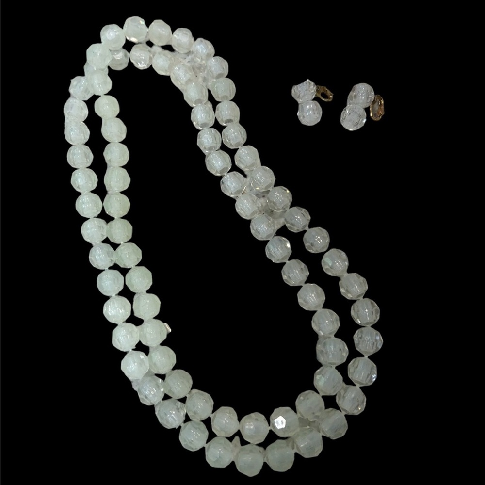 Vintage 60’s pop beads necklace and earring set.